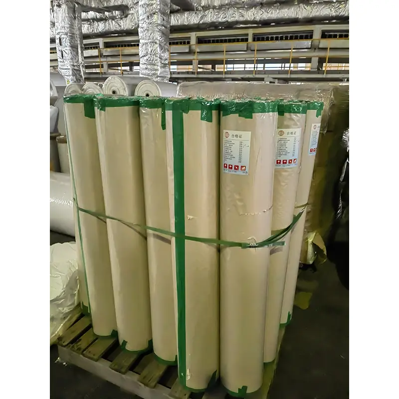 Fata din folie de aluminiu pentru sisteme de izolare