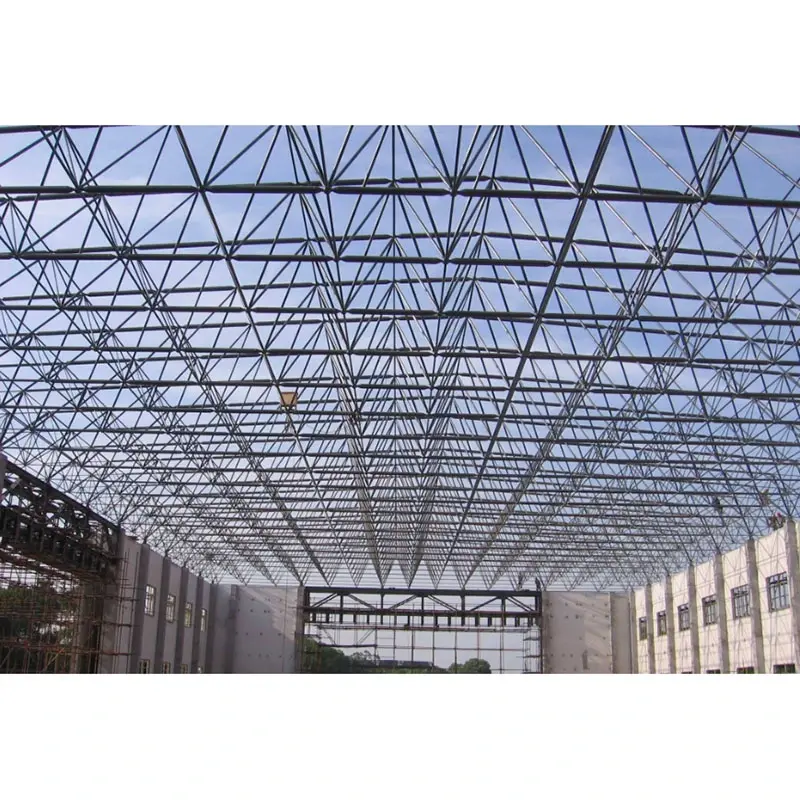 Structură de cadru spațial din oțel cu deschidere mare